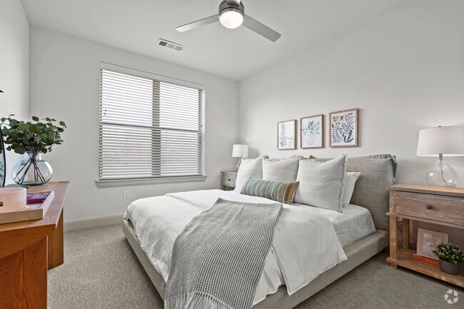 1BR, 1BA - 707SF (A1) - Bedroom - Park Hill