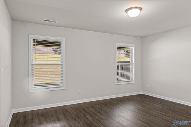 Photo - 338 Fenrose Dr