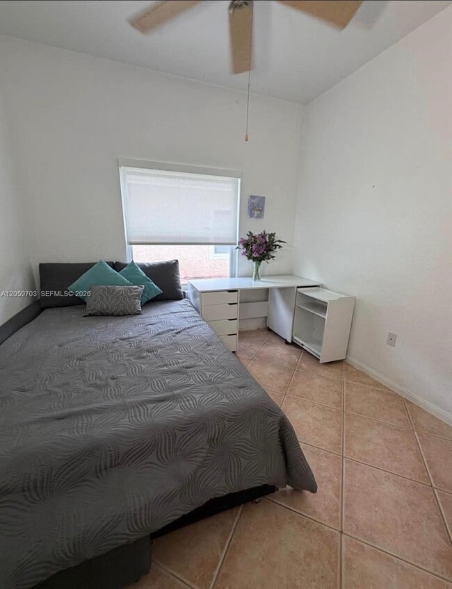 2200 NW 72nd Way Unit 2200