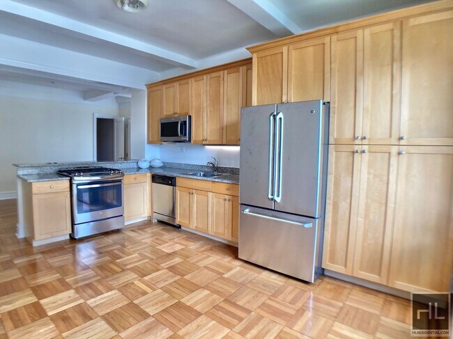 Photo - EAST 92 STREET Unidad 8CD