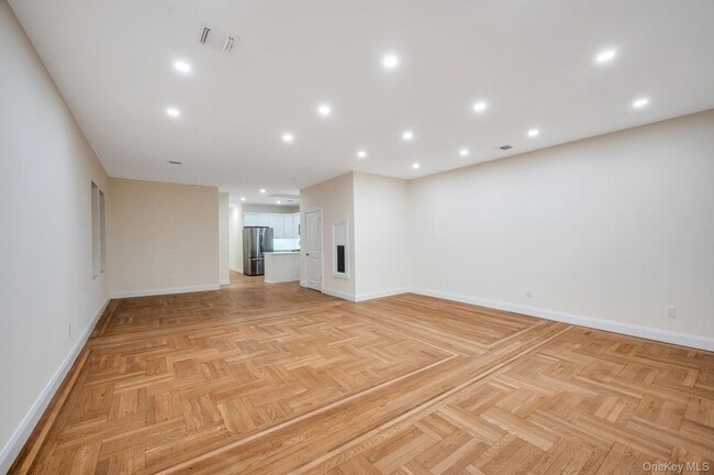 Photo - 41-06 25th Ave Unit 2