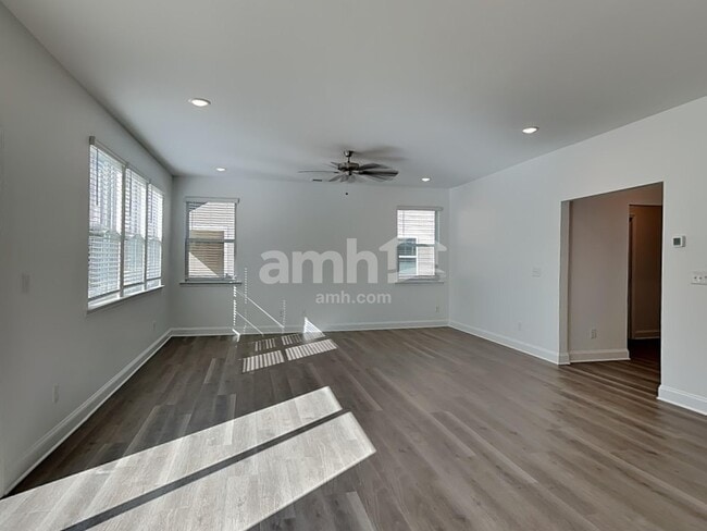 Photo - 3513 Jefferson Cor Ln