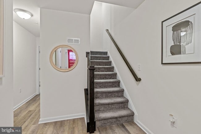 Photo - 87 Penstock Ln