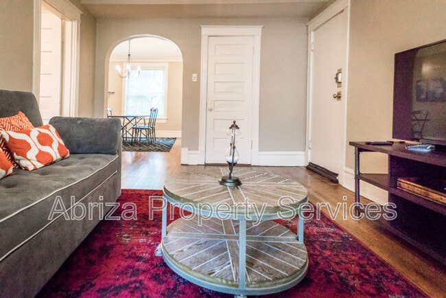 Photo - 1651 S Spring Ave Unit 2S