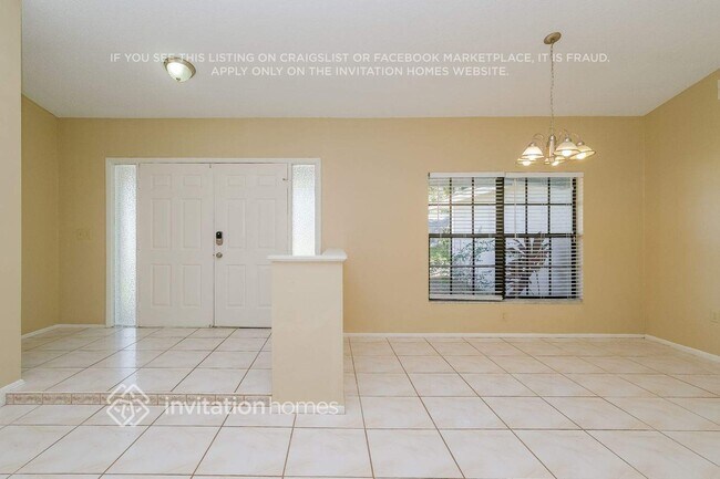 Photo - 203 Arbor Dr E