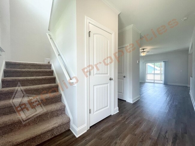 321 Quarryrock Rd
