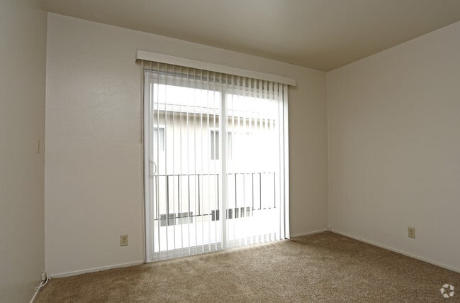 2BR,1BR 1100SQ
