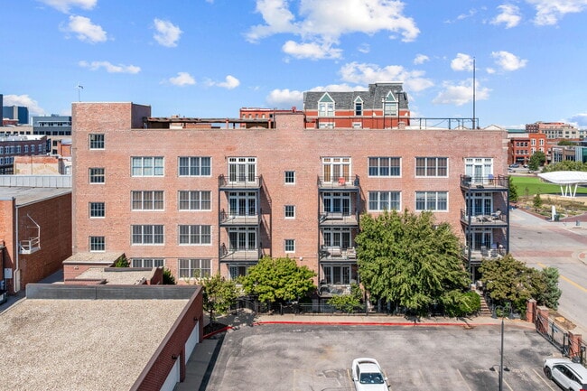 Building Photo - 201 S St Francis Ave Unit #401