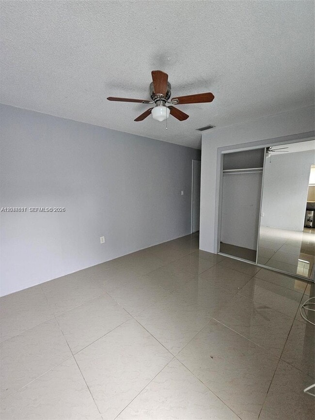 Photo - 915 SW 16th St Unidad 1-2