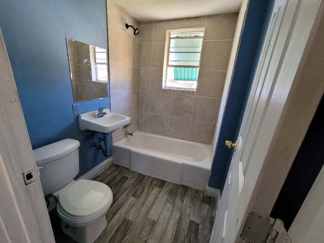 Photo - 1101 Odeon Ave