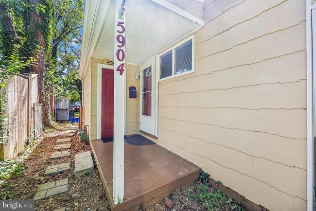 Building Photo - 5904 Lemay Rd Rental