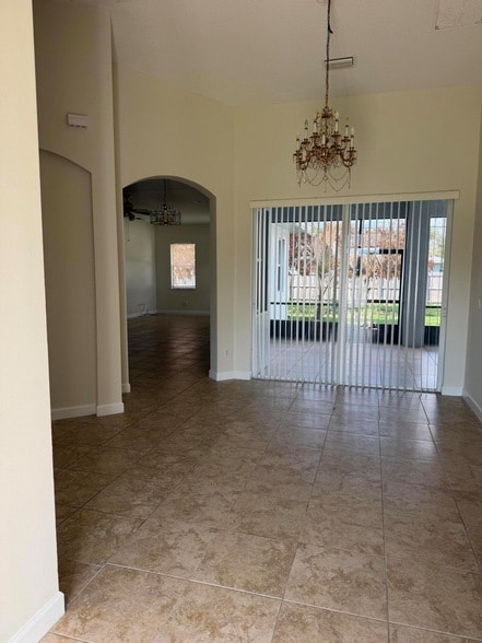 Photo - 787 SE Evergreen Terrace