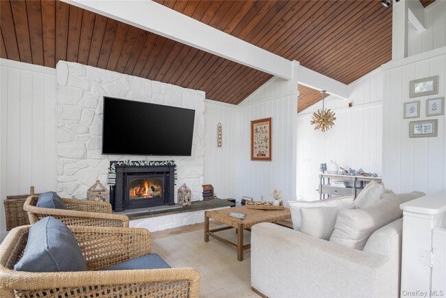 Photo - 10 Cedar Ave