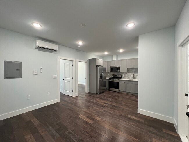 Photo - 21 Stagg St Apartments
