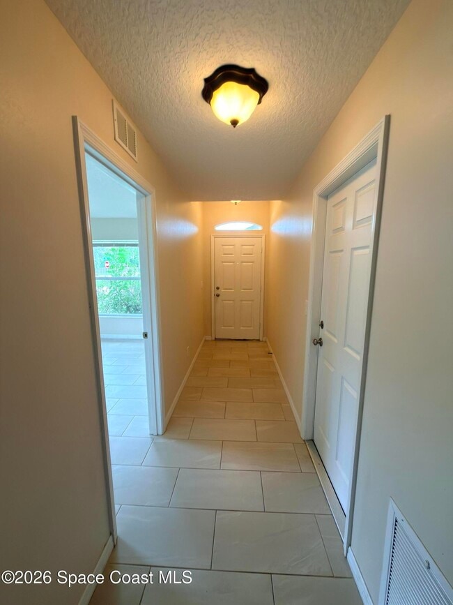 Photo - 1620 Mason Terrace