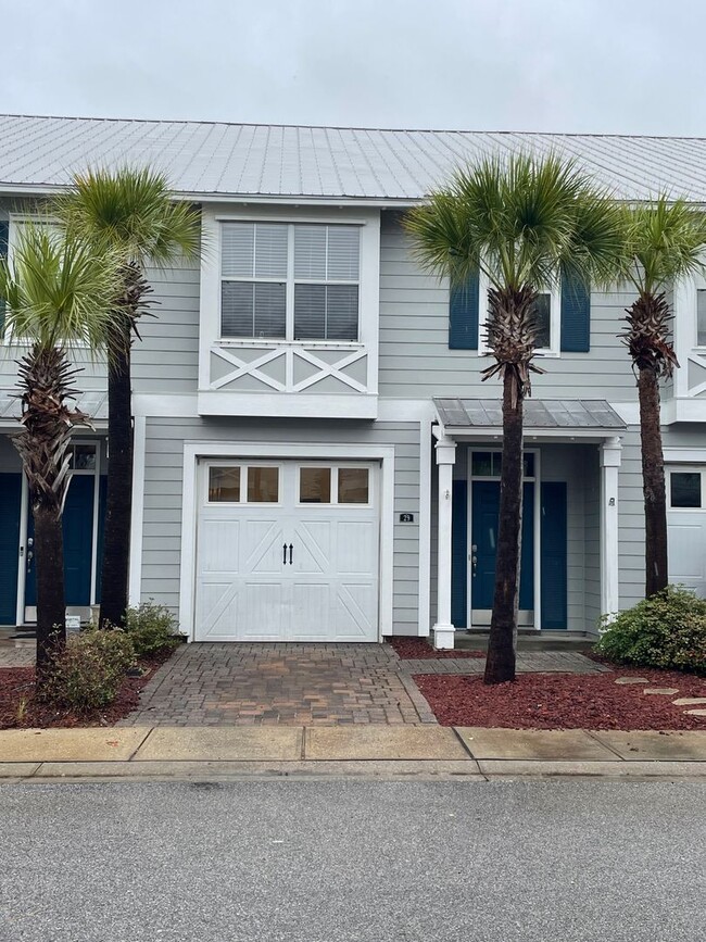 Spacious 3Bed/2.5Bath Townhouse in Quiet N... - Spacious 3Bed/2.5Bath Townhouse in Quiet N...