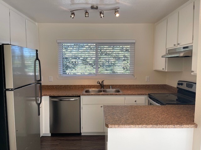 Photo - Cedarwood Apartments