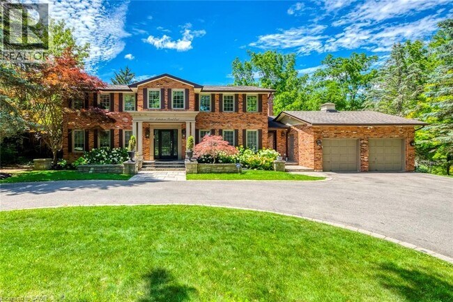 Photo - 1251 Lakeshore Rd E