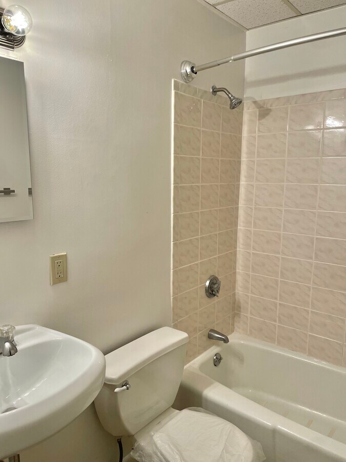 Photo - 236 Newbury St Unit 2