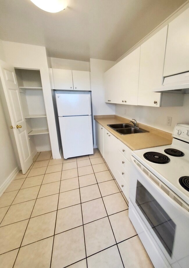 Kitchen - Dixie Meadows