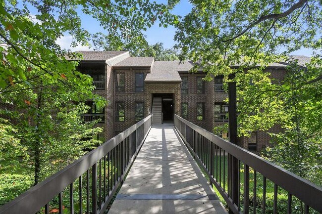 Building Photo - 23252 Chestnut Oak Ct Rental