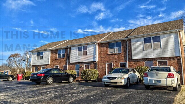 Photo - 1531 E Knollwood Cir