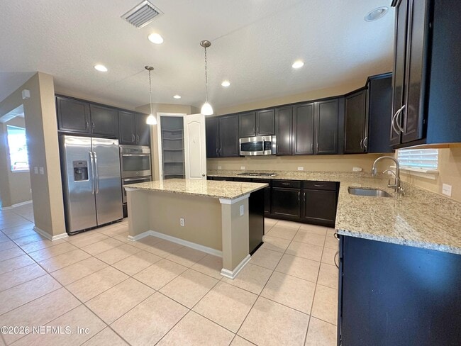 Photo - 4578 Silverthorn Dr