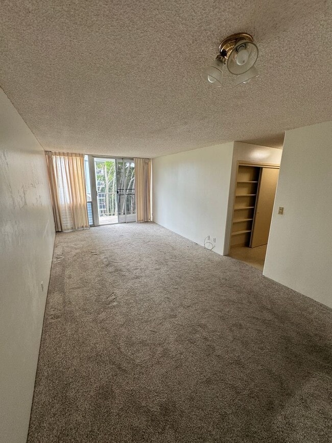 Photo - 1600 Wilikina Dr Unit B606