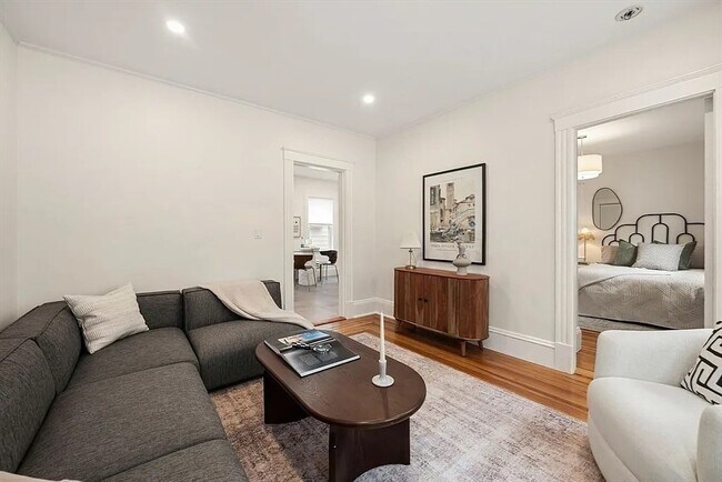 Photo - 17 Belmont St Unit 1