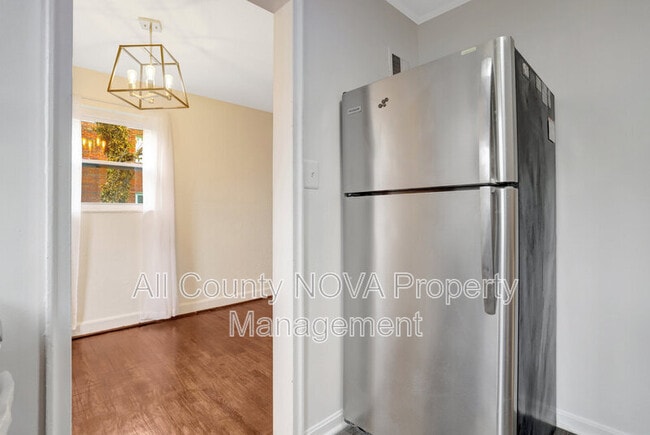 Photo - 2238 Farrington Ave