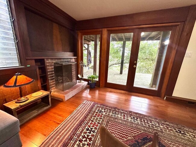 Photo - Cozy and Furnished-1 Bedroom, 1 Bath with Mountain Views