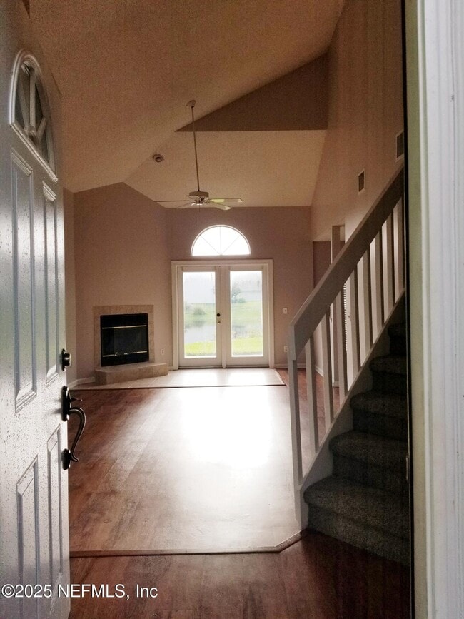 Photo - 2159 St Martins Dr E