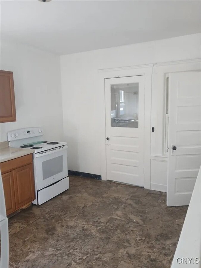 Photo - 412 Rich St