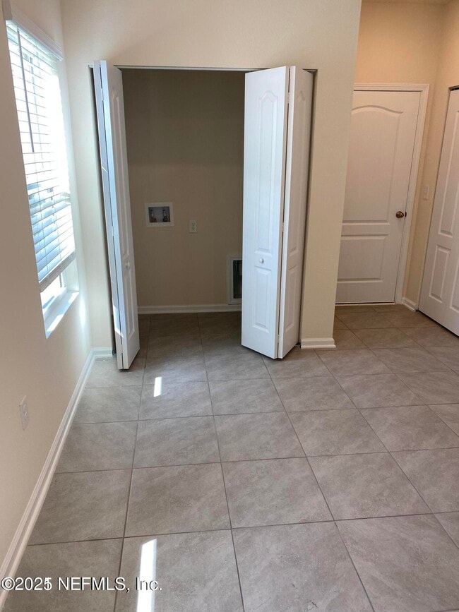 Photo - 7652 Legacy Trl