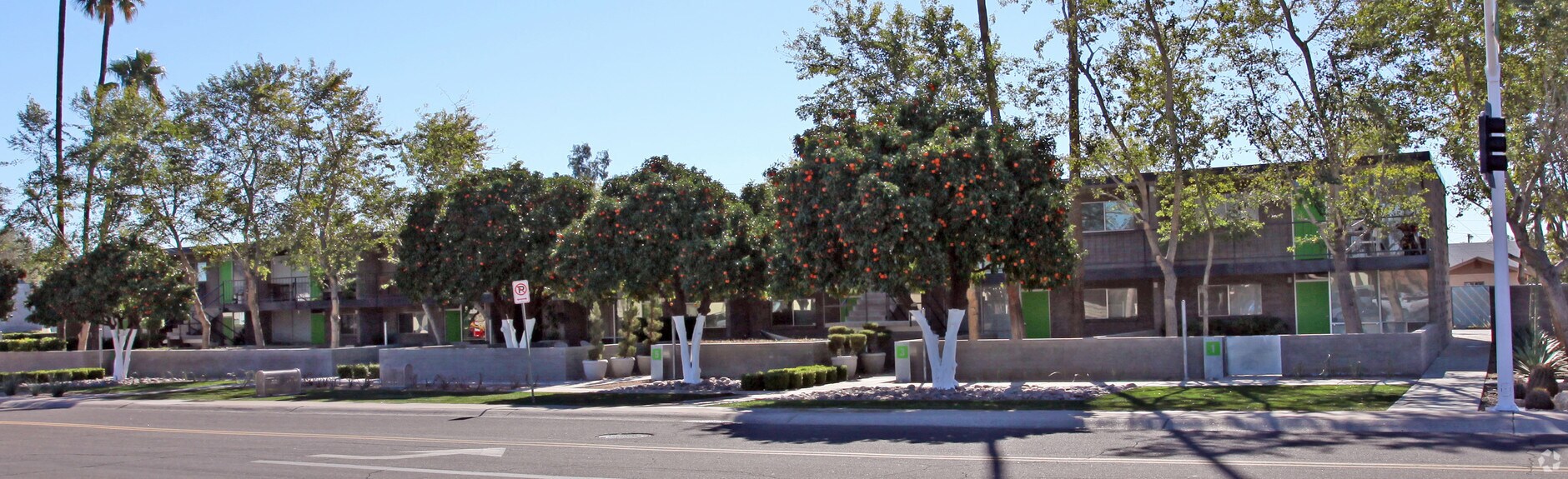 Photo - Scottsdale Resort Apartments