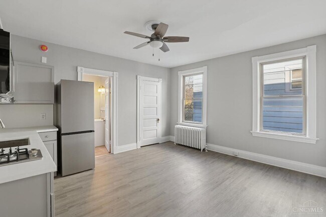 Photo - 1212 Bates Ave Unidad 1212 Bates #2