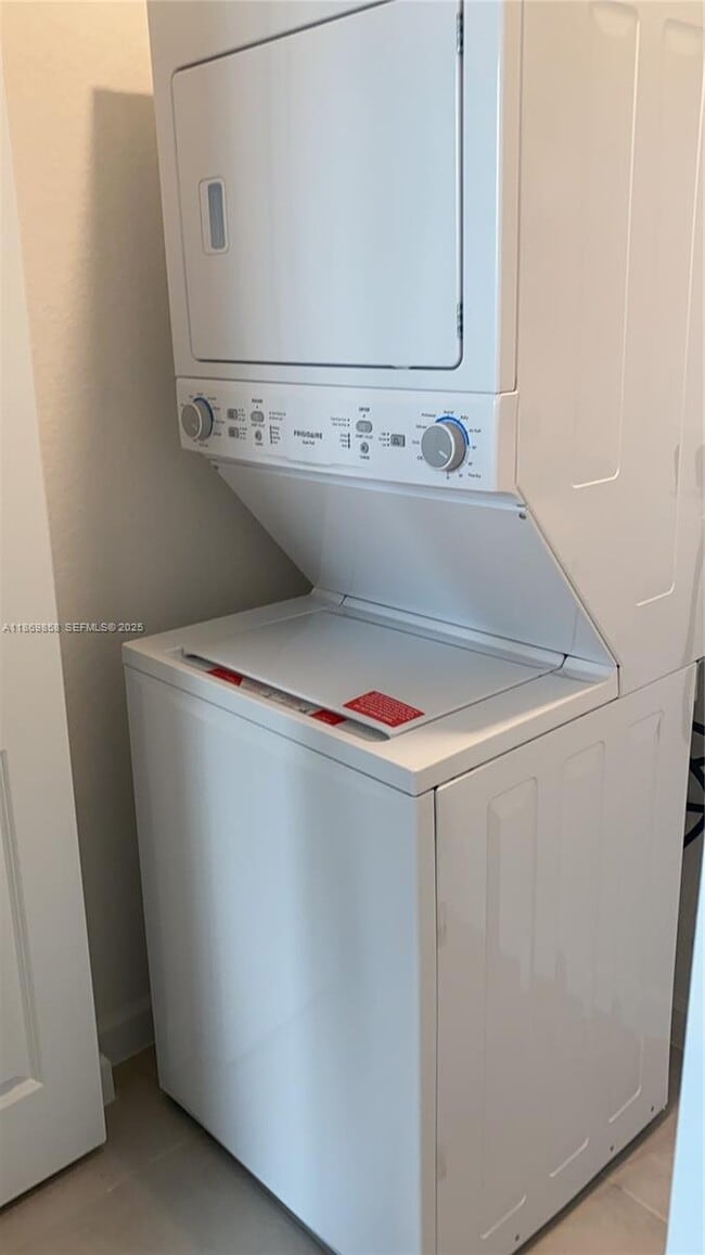 Photo - 350 NE 208th Terrace