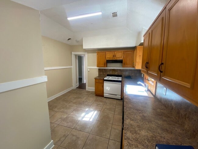 Photo - **AVAILABLE NOW**Midtown Columbus, GA 3 or 4 Bedroom / 2 Bathroom Home for Rent***