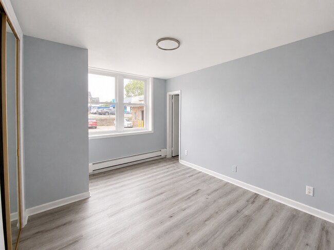 339 Valley St Unit 1