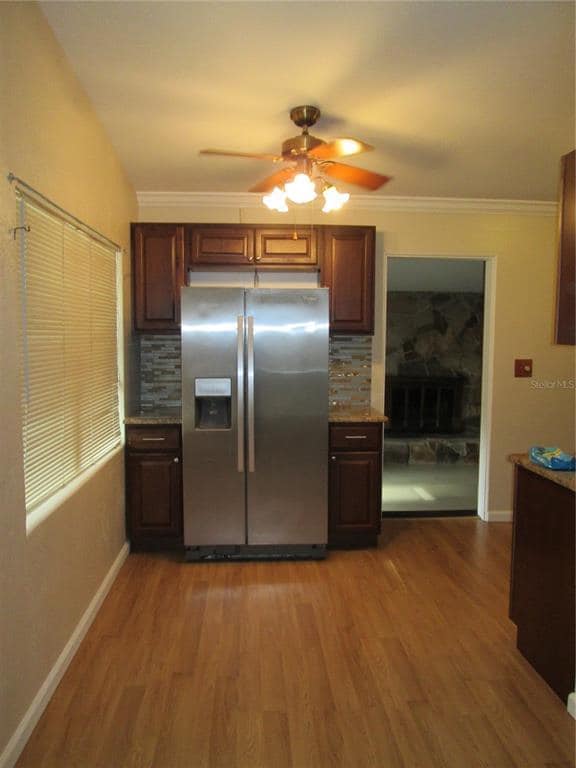 Photo - 770 Baffie Ave