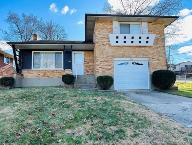 Building Photo - Green Twp- 3 bed 2 bath in OHSD Rental