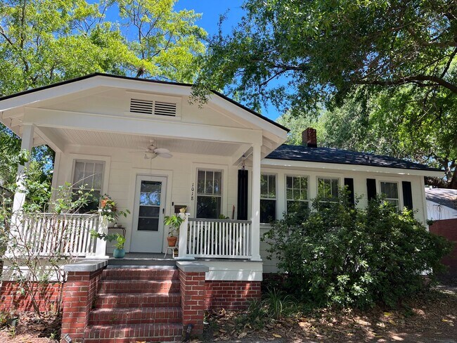 1018 Bethany St
