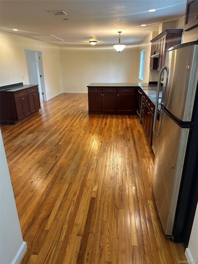 Photo - 3 Old Tomahawk St Unit B