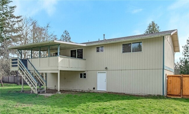 Photo - Gig Harbor Home on Oversized Lot