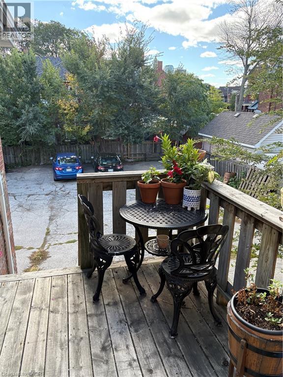 Photo - 55 Barton St W Unité 3