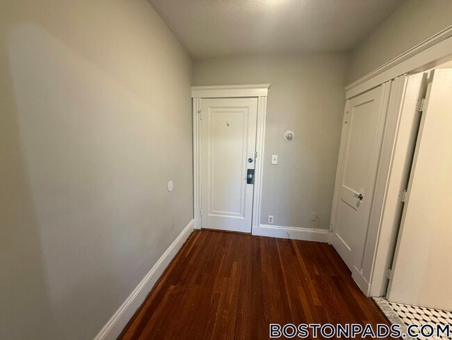 Photo - 44 Estes St Unit 14