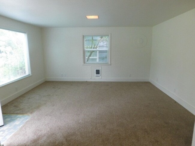 Photo - 3Bd/1.5Ba Two Story House - Available to View!