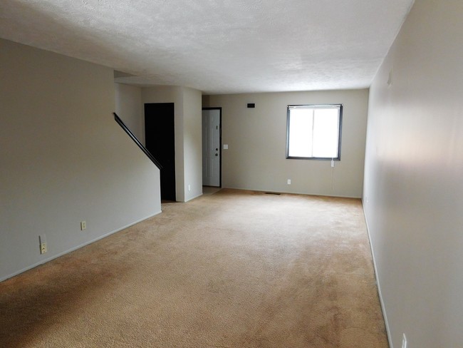 Photo - The Pines at Q Plaza Apartments