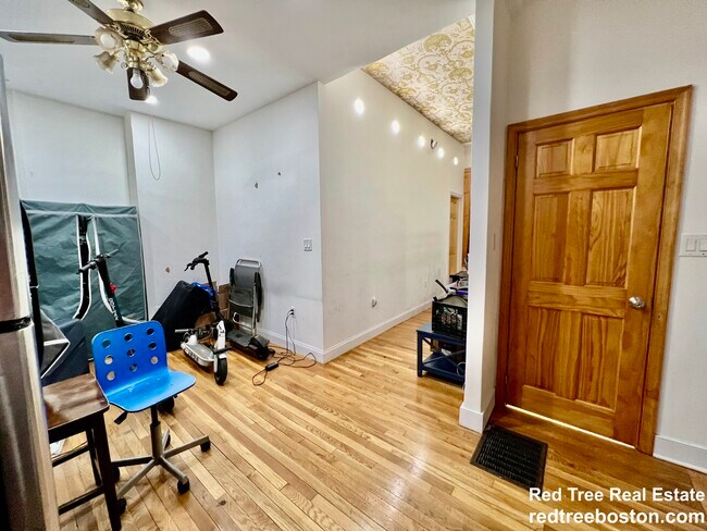 Photo - 23 Highland Park Ave Unit 2