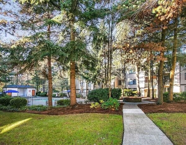 Photo - Sutter's Square